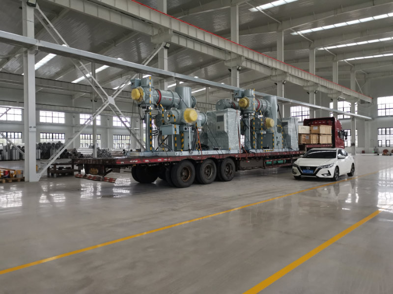 湖南到西藏昌都大噸位耐磨材料運(yùn)輸 調(diào)度13米高欄掛車找博遠(yuǎn)物流