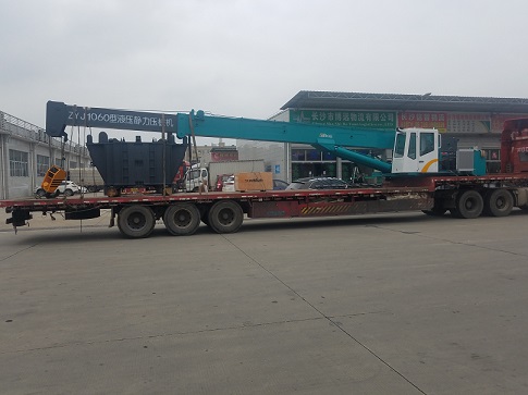 設(shè)備機械運輸 長沙物流公司信賴博遠物流.jpg 設(shè)備機械運輸 長沙物流公司信賴博遠物流.jpg