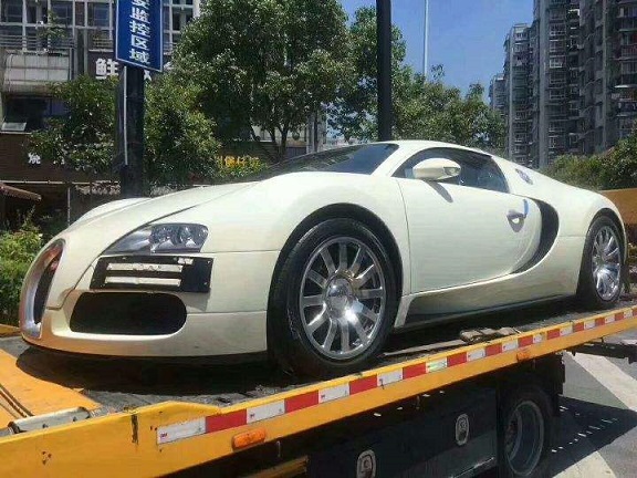 二手車 奔馳 寶馬 賓利等豪車跨省托運享博遠轎運車專線優(yōu)惠.jpg 二手車 奔馳 寶馬 賓利等豪車跨省托運享博遠轎運車專線優(yōu)惠.jpg