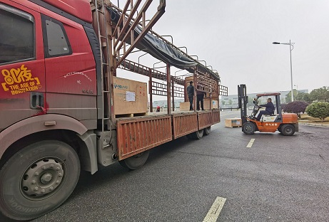 長沙物流公司調(diào)度各類車輛.jpg 長沙物流公司調(diào)度各類車輛.jpg