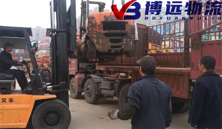 二手叉車運輸3.jpg 二手叉車運輸3.jpg